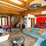 Bords De Seine Vernon-giverny 4*